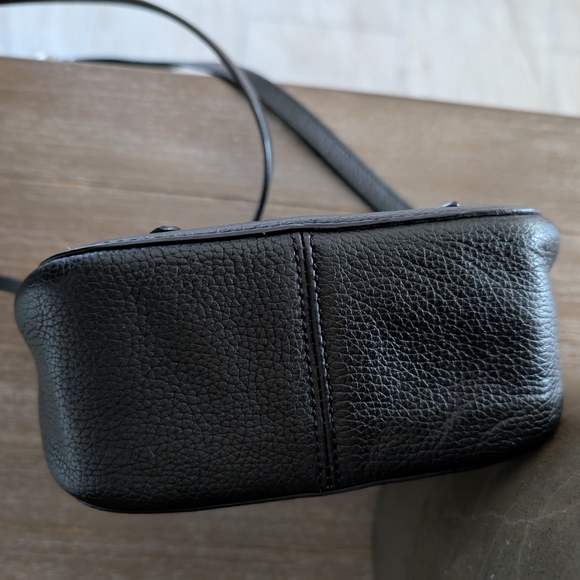 Ralph Lauren Black Leather Crossbody Bag - Picture 6 of 9